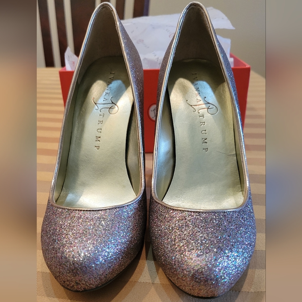 Ivanka Trump Pink Glitter Party Pumps sz 5
